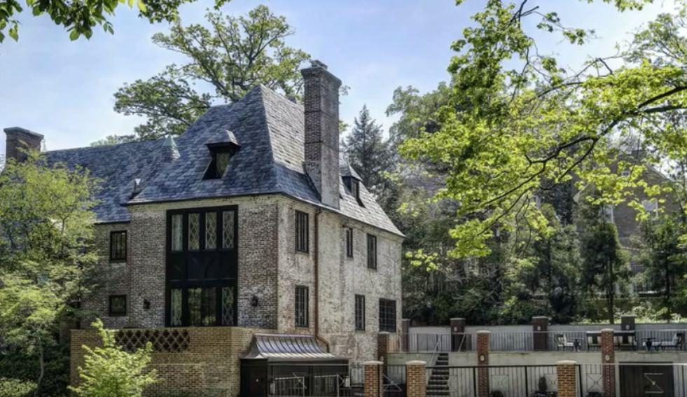 Here’s Where the Obamas Will Live After Leaving the White House