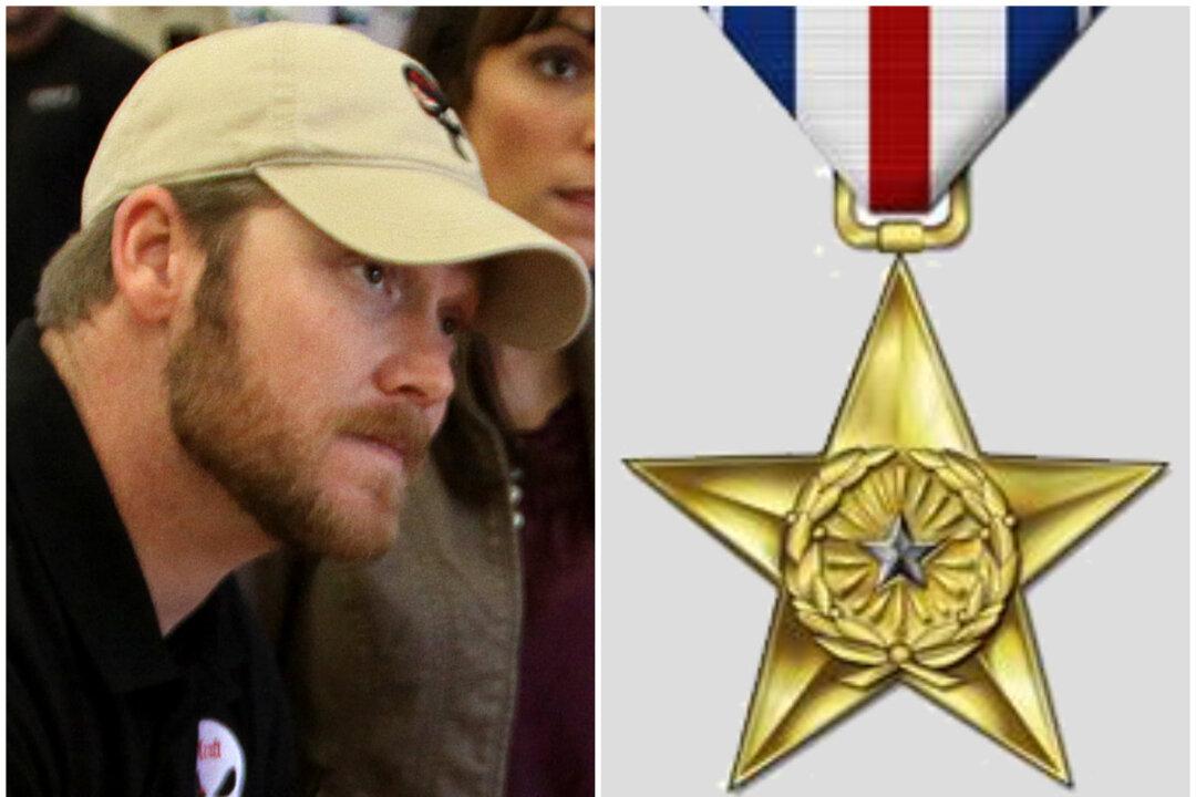 American Sniper Chris Kyle Inflated Medal Count, Not Performance: Navy Officers