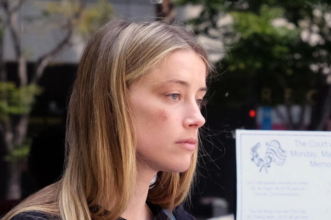 Amber Heard Text Messages Details Alleged Abuse: ‘I Don’t Know How to Be Around Him After What He Did’