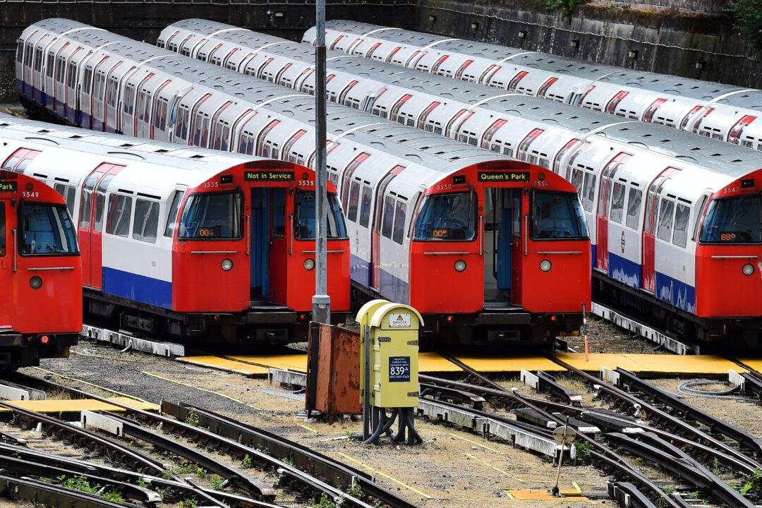 London’s Night Tube Set to Finally Launch in August