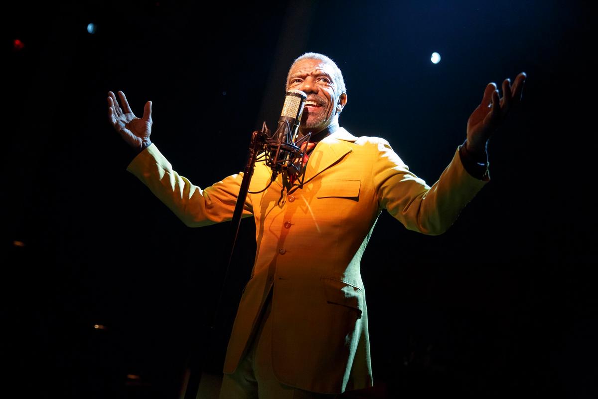 Theater Review: ‘The Total Bent’