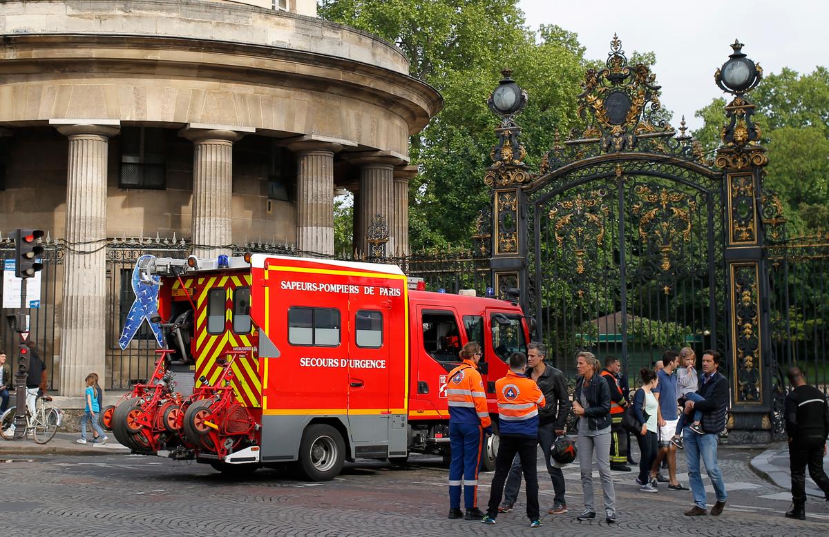 Children Fight to Live After Lightning Hits 11 in Paris Park