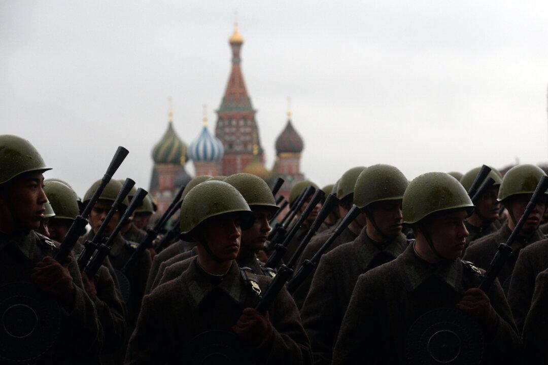 West Could Sleepwalk Into a Doomsday War With Russia—It’s Time to Wake Up
