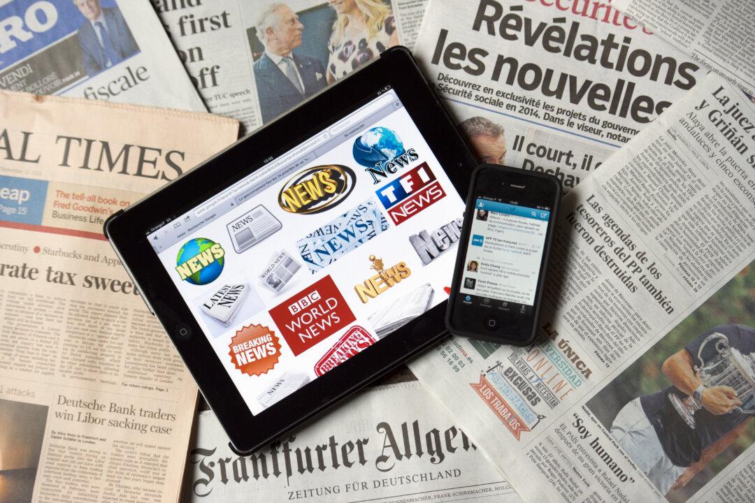 The Story of the Nosebleed Decline of the Newspaper Industry Told in Pictures
