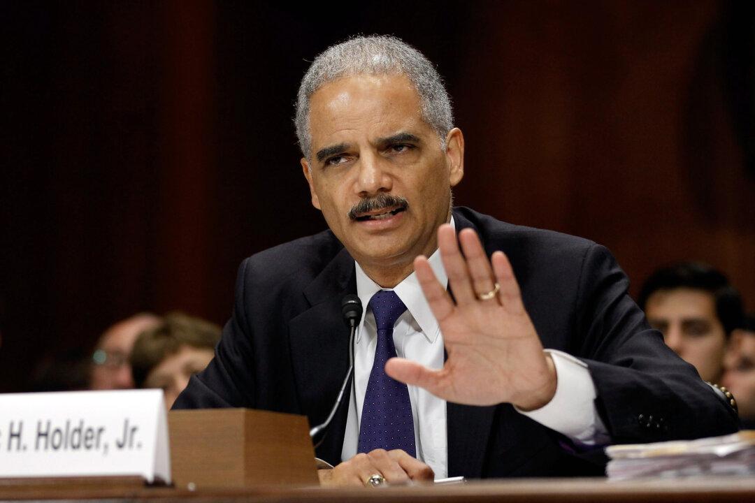 Former AG Holder Says Democrats Need to Understand That ‘Borders Mean Something’