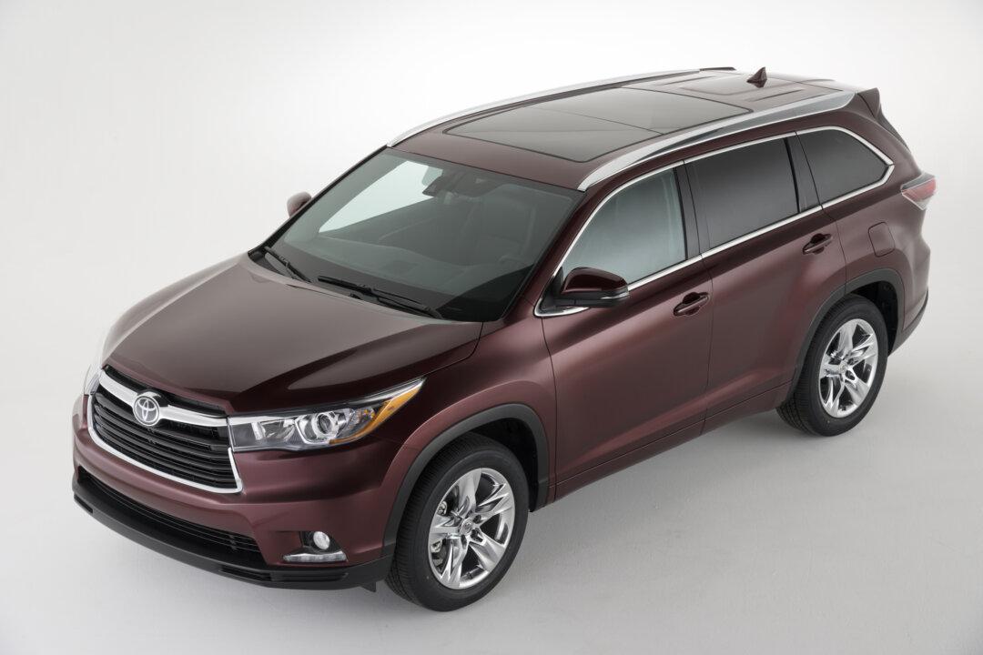 2016 Toyota Highlander Limited Platinum AWD: Let The Journey Begin