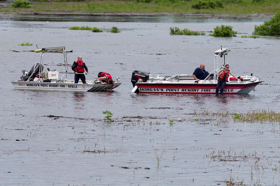 Fort Hood Army Accident: Fundraising for Families of the 9 Victims Gets Complicated
