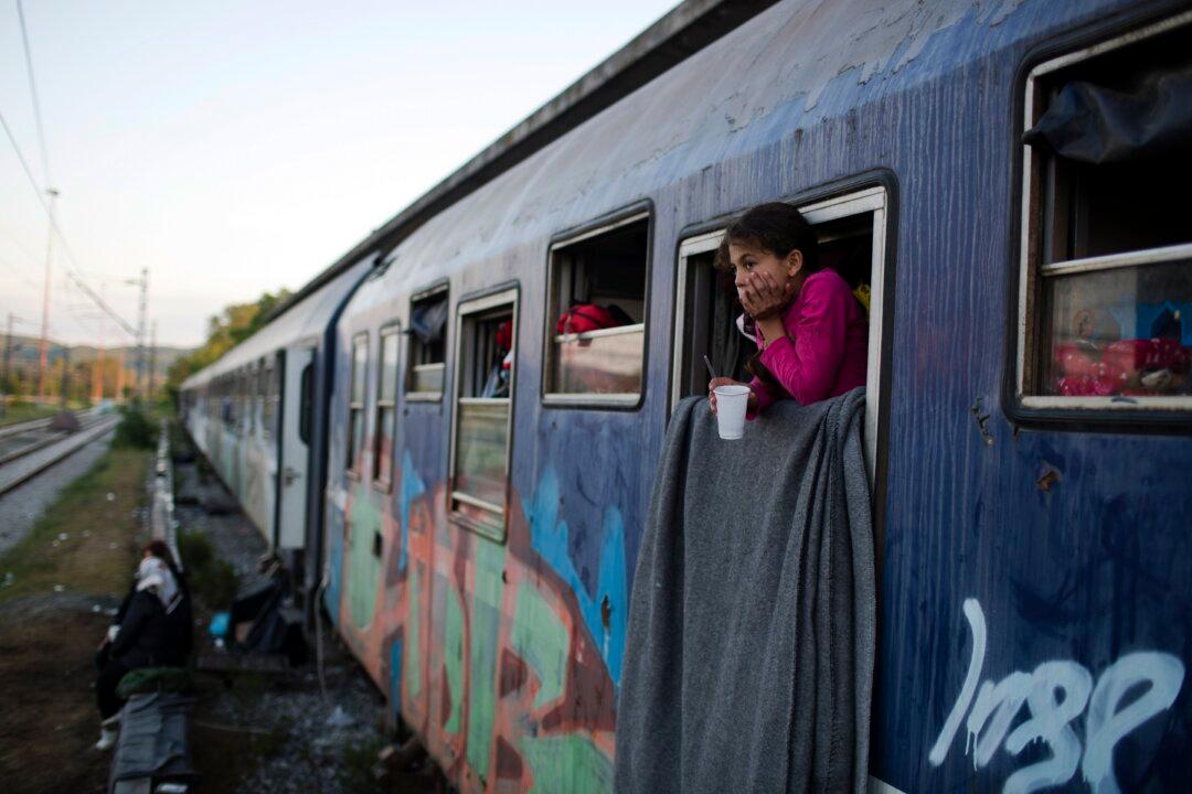 Hope Lost in Greece, Some Syrians Pay Smugglers to Get Home