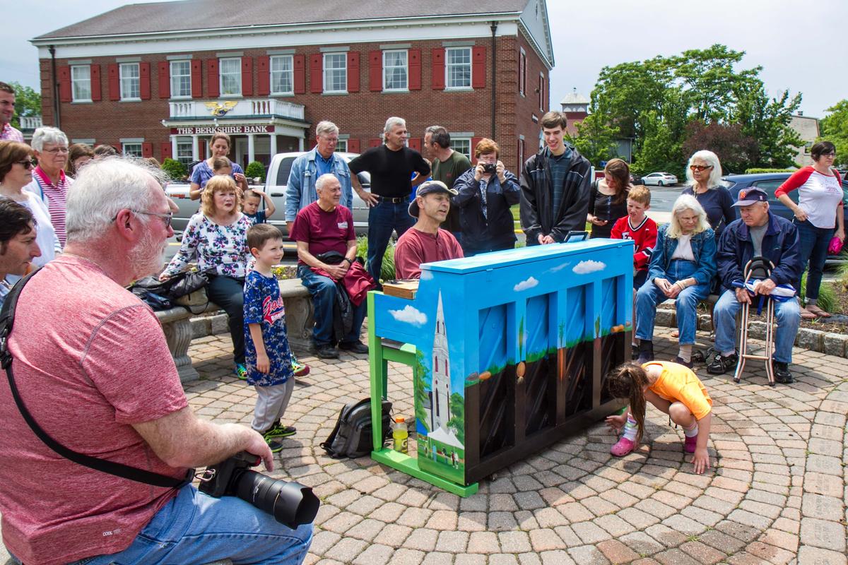 Five Pianos and a Dinosaur Star in Inaugural Sidewalk Festival