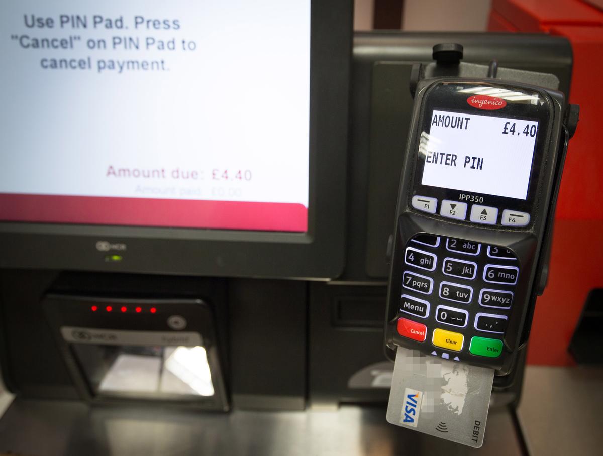 Cashless Card Controversy Reignited by New University Study