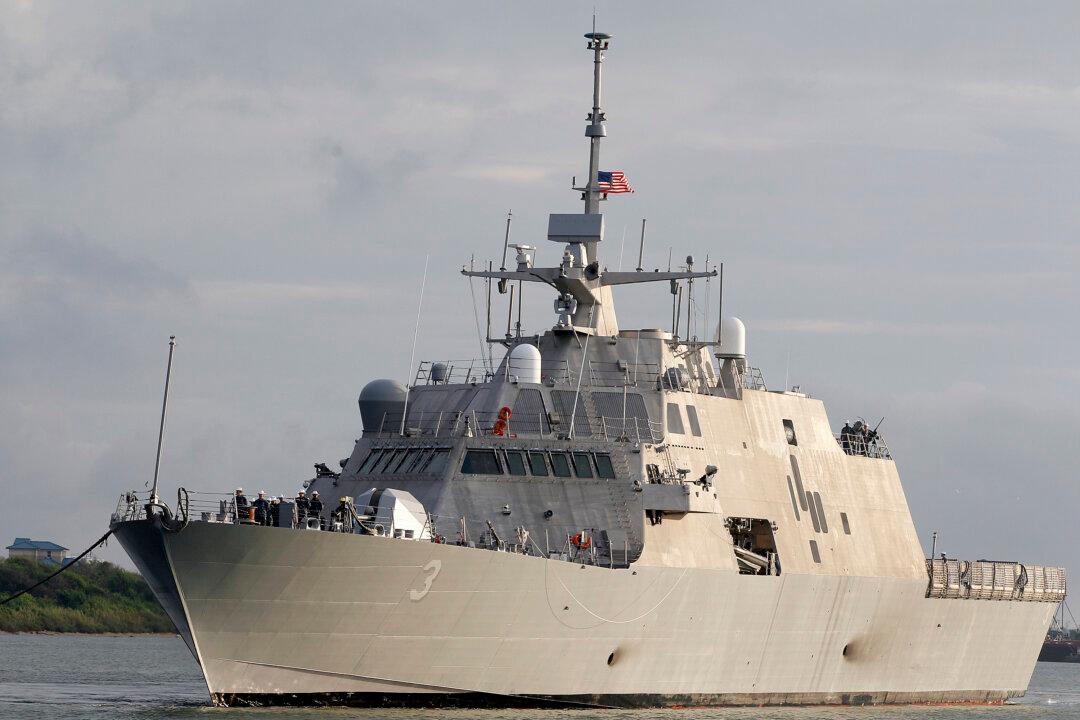 Navy Warship to Trade Some Speed in Firepower, Heavier Armor