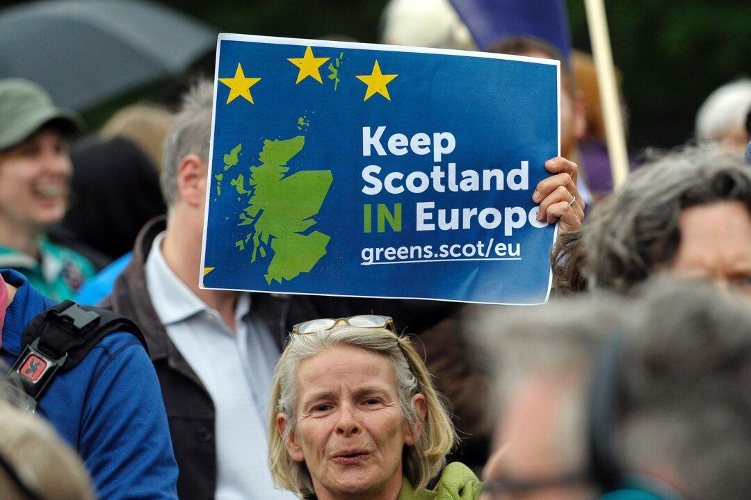 Reluctant Canada and UK Citizens Talk Brexit