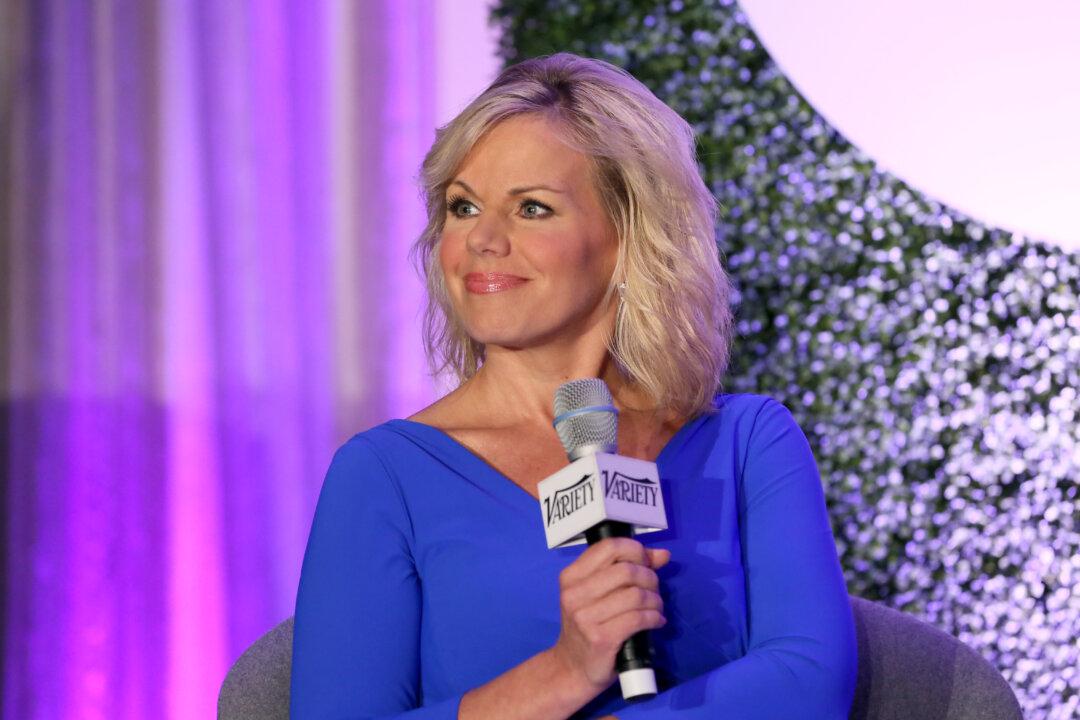 Former Fox News Anchor Gretchen Carlson Claims Sexual Harassment at Fox