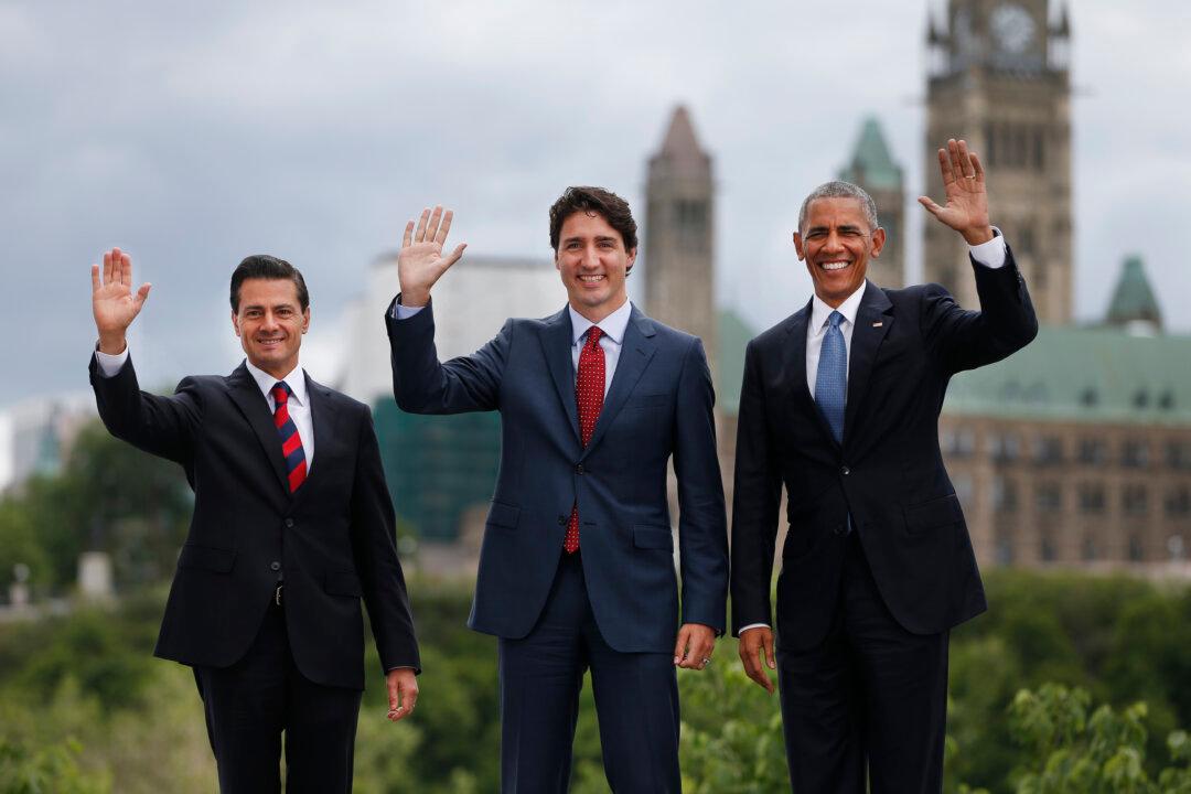 Leaders Ignore Climate Change Controversy at Summit