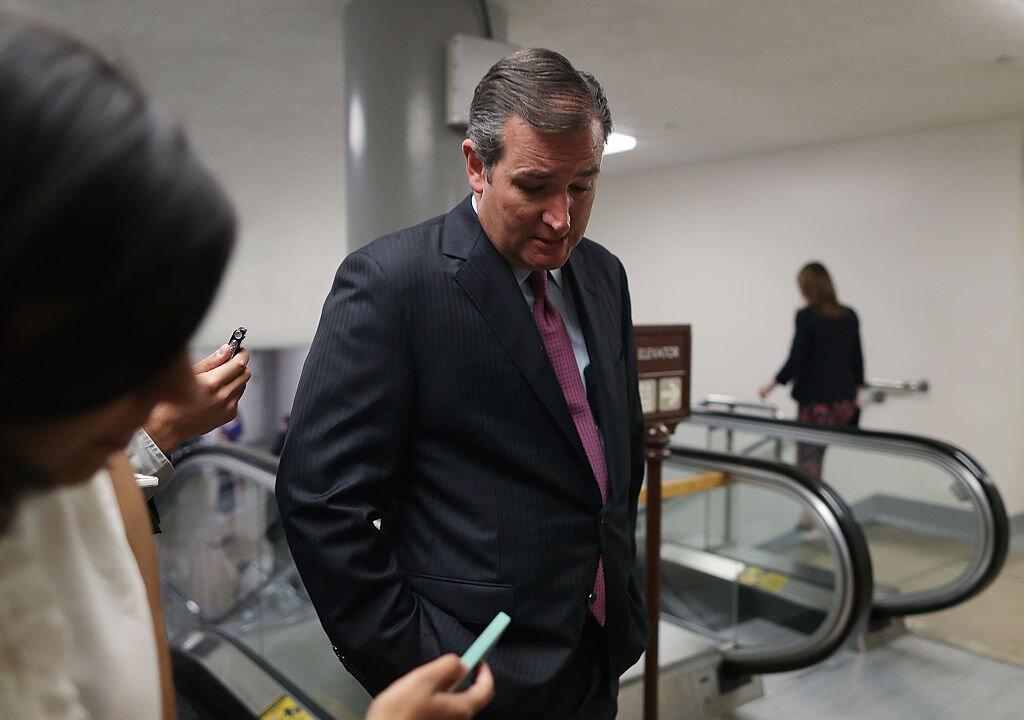 Obama and Ted Cruz Fly to Dallas Together for Victims’ Memorial Service