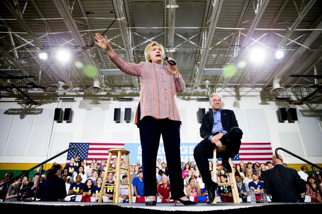 Clinton Chooses Sen. Tim Kaine for VP