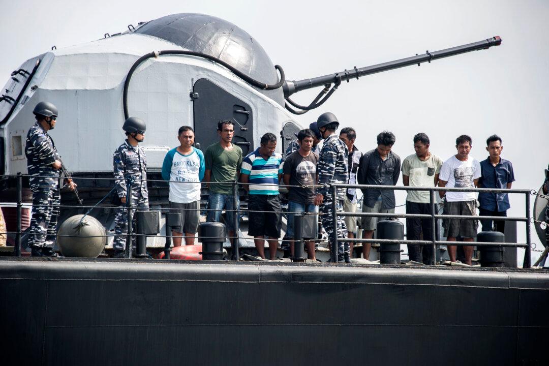 Indonesia to Bolster Defense at ‘Front Door’ After South China Sea Ruling