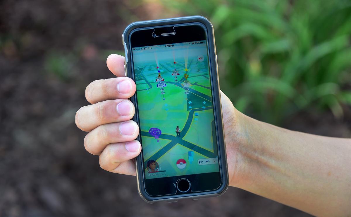 Pokemon GO Causes Havoc as Players Trip Over Augmented Reality