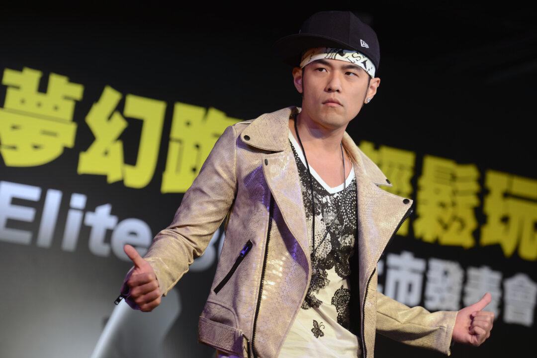 Taiwanese Pop Icon Labeled ‘Japanese Mongrel’ by Chinese District Court
