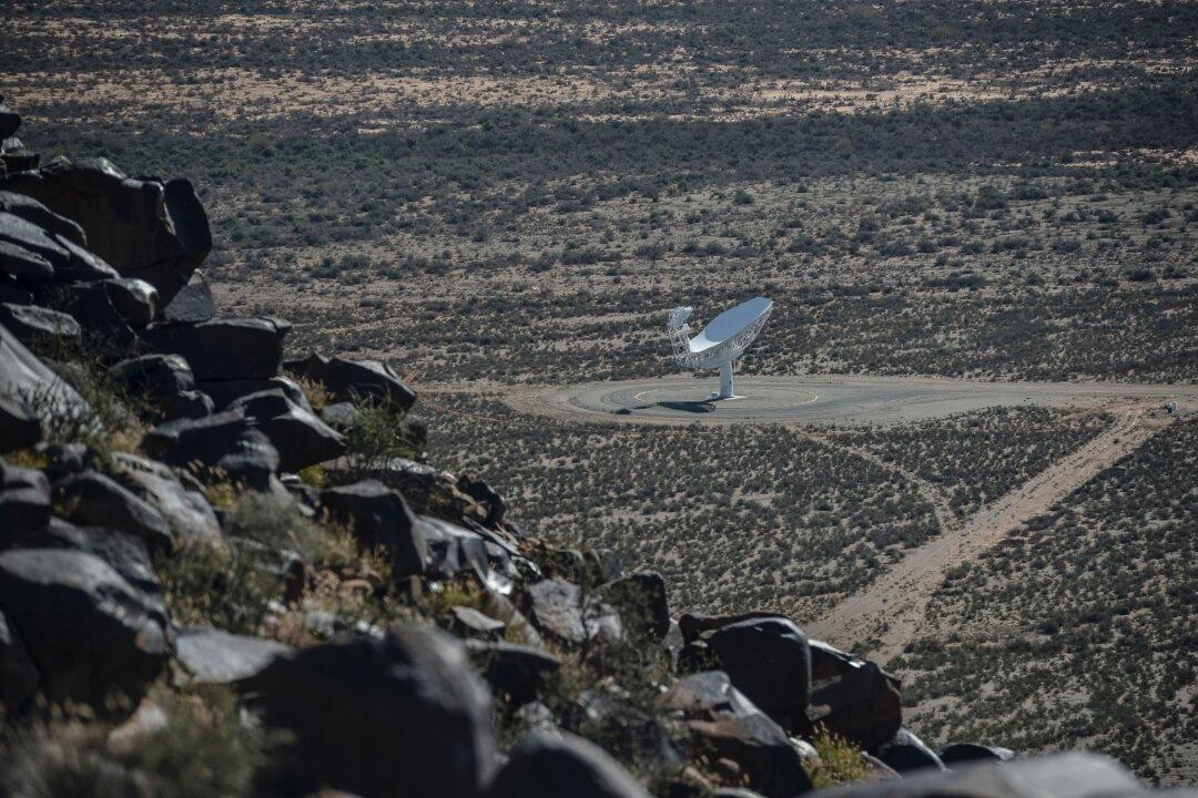 First Image Released From World’s Super Radio Telescope