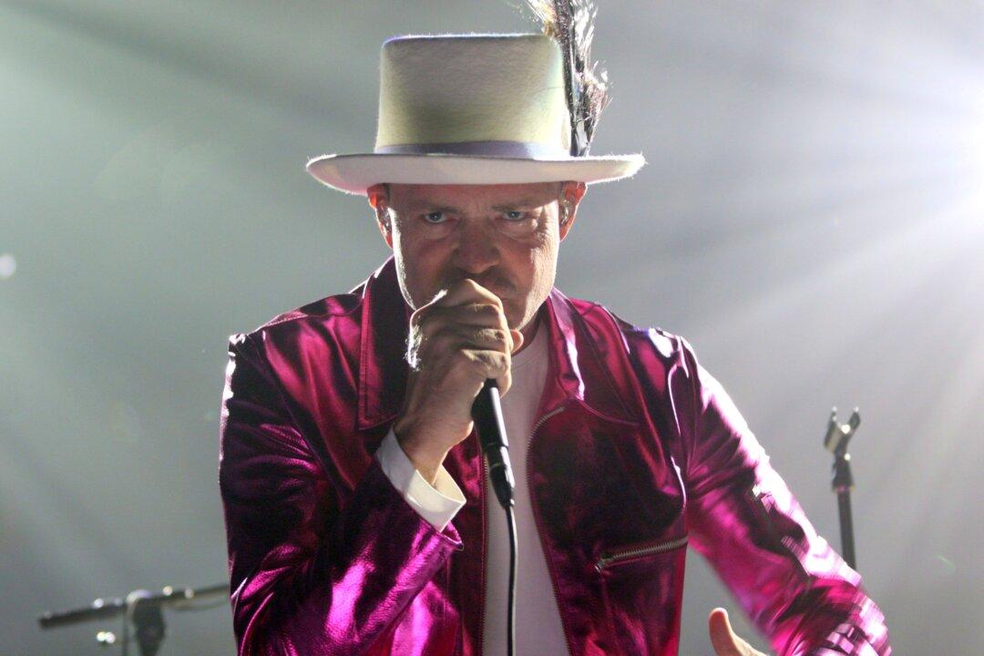 As The Hip Begin Last Tour, Artists Reflect on Their Legacy