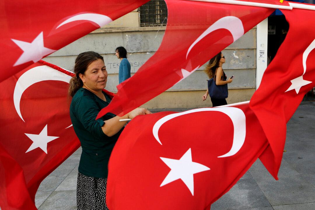 Fighting Between Turkish Forces, Kurdish Rebels Kills 43