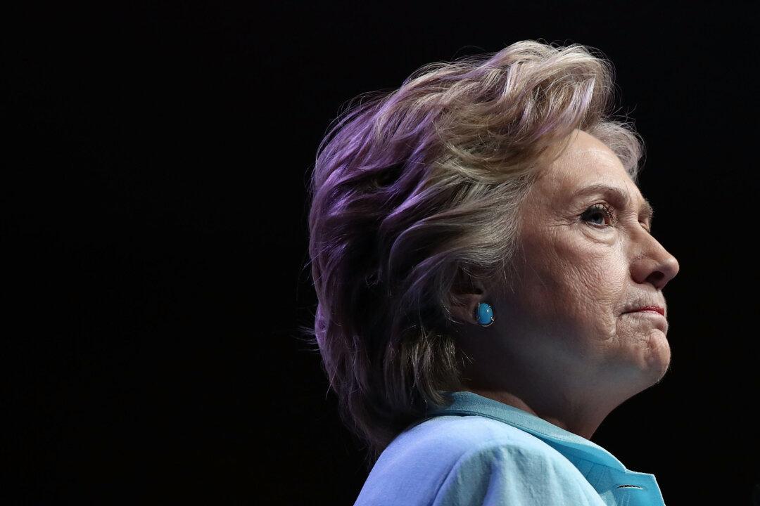 Senator Calls Clinton ‘Reckless’ Over Emails That Appear to Cite Executed Iranian Scientist