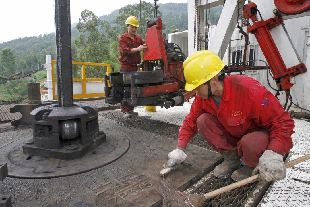 Under Pressure of Sanctions, China’s Sinopec Halts Investment in Russia