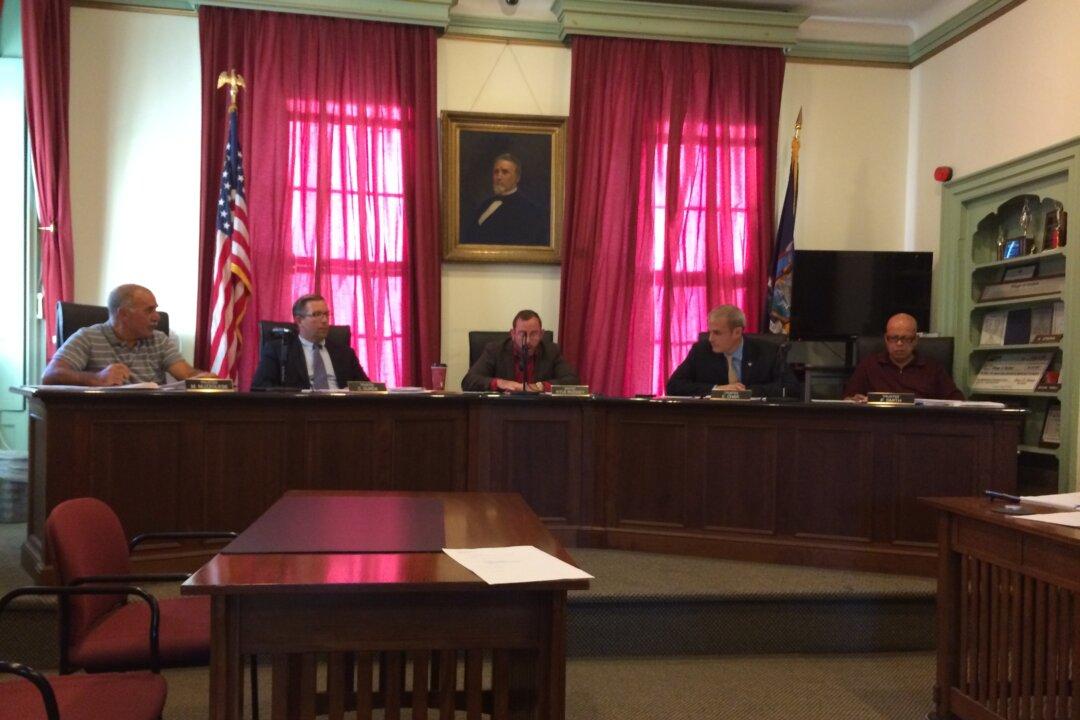 Village of Goshen Offers Water, Sewer to Legoland