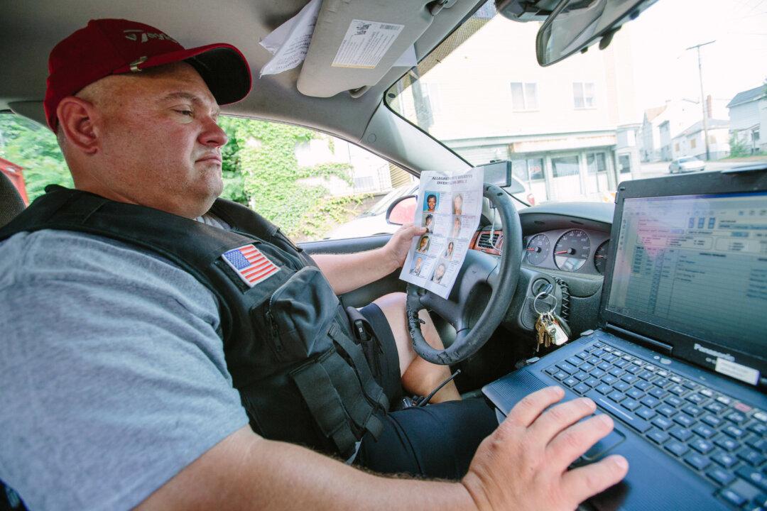 Agencies Often Lose Track of Probation, Parole Violators