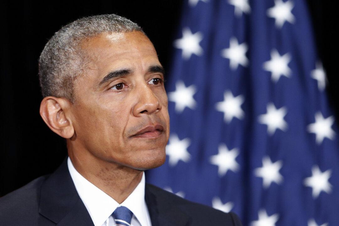 Obama Says Third Party Vote Is a Vote for Trump