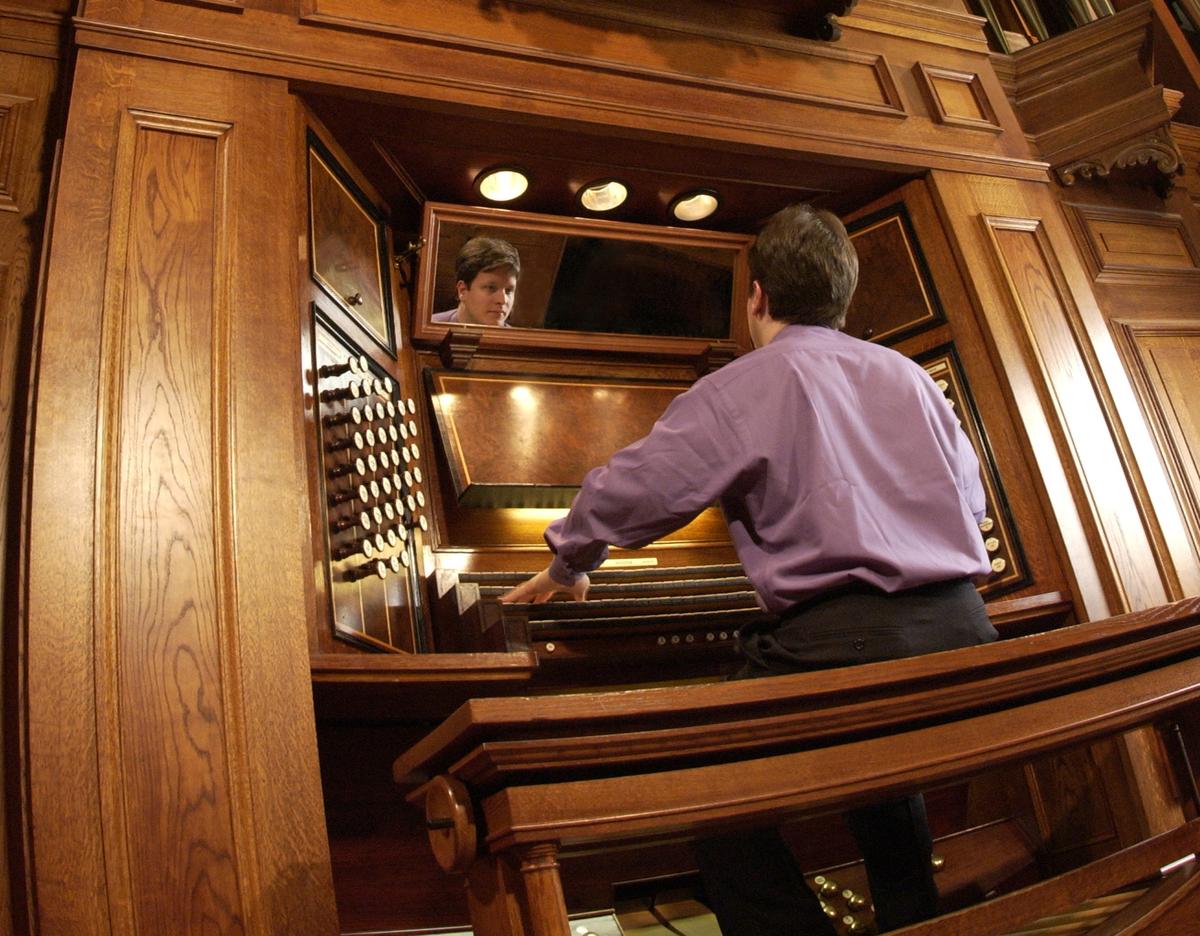 Organist Paul Jacobs: The Classics Give Purpose to Humanity’s Suffering