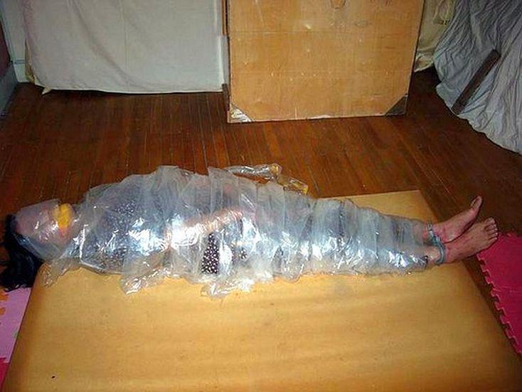 65-Year-Old Chinese Woman Suffers ‘Inhumane Torture’ in Prison