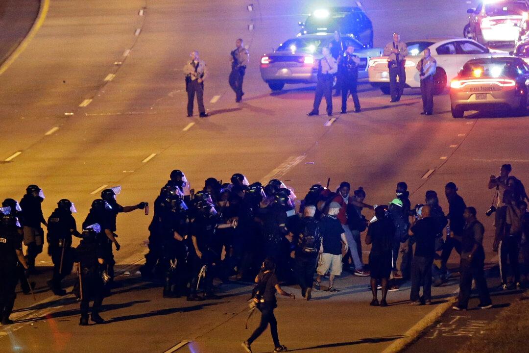 Charlotte Stays Largely Peaceful During 3rd Night of Protest