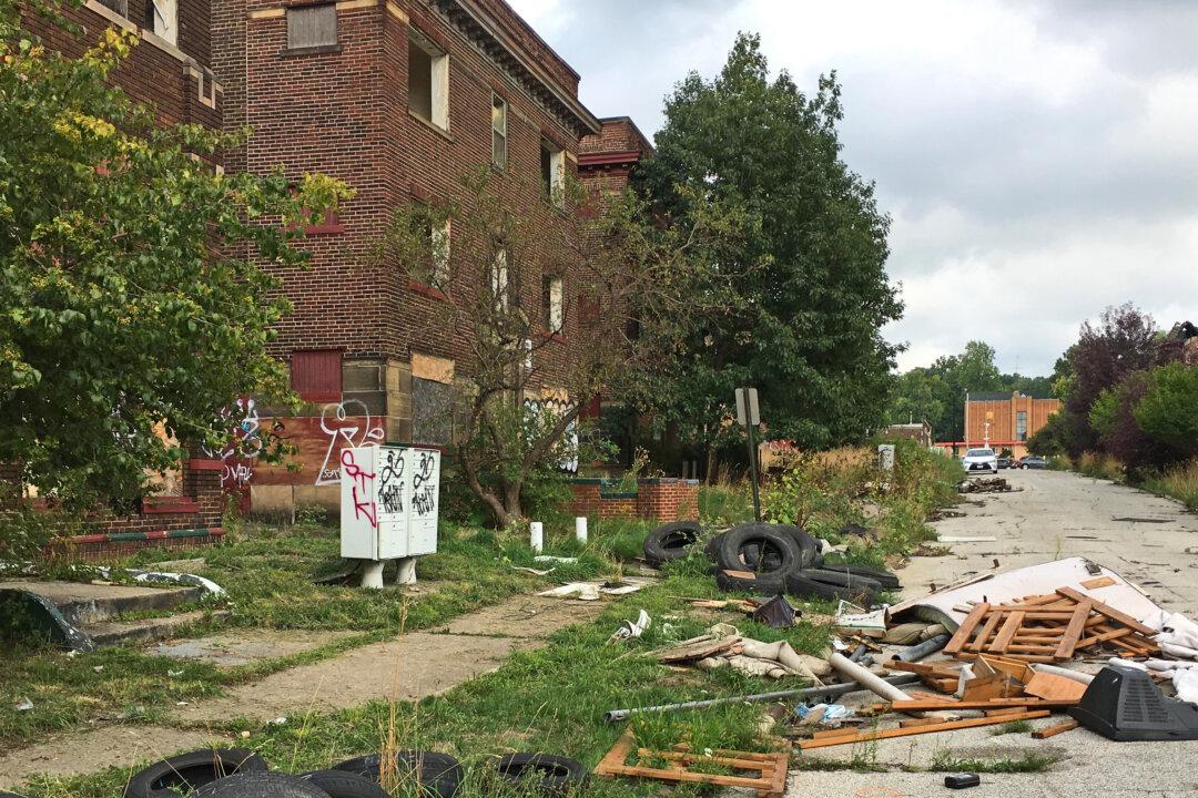 Obstacles Abound as 2 Poor US Cities Consider Merging