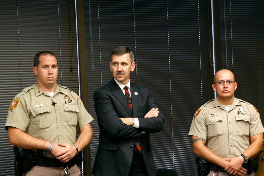 Tulsa County District Attorney Stabbed in His Home, Daughter Arrested: Police