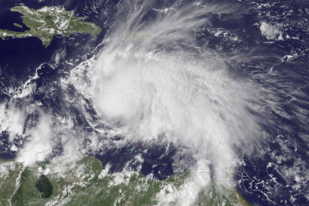 Powerful Hurricane Matthew Threatens Haiti, Jamaica, Cuba