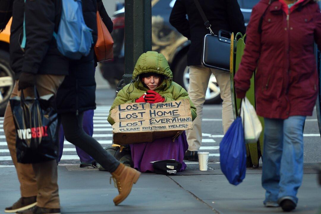 Homelessness Overwhelms Services in NYC as Rents Outstrip Wages