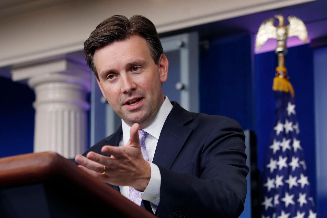 White House Makes Strong Suggestion After Reports of Russian Hacking