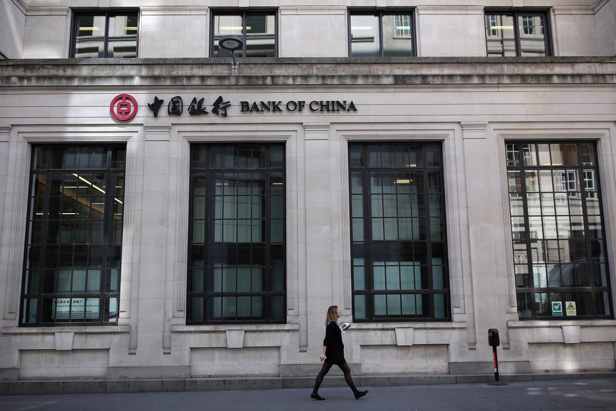 Follow the Money: Chinese Banks on Course for Global Expansion