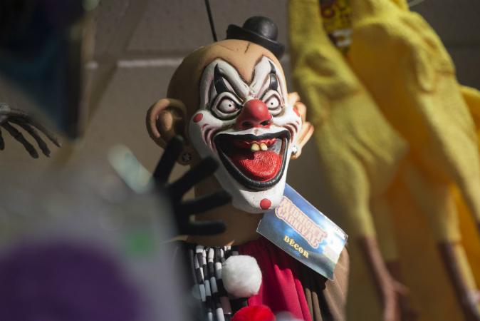 Creepy Clown Sightings Across England, Australia