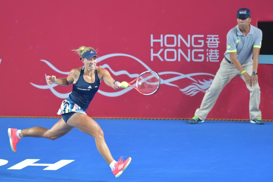Rain Stops Play in Hong Kong Open: Kerber and Chirico Halted in 3rd Set Decider