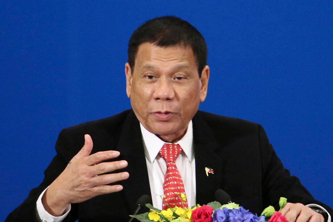 Duterte: Filipinos May Be Able to Return to Disputed Shoal