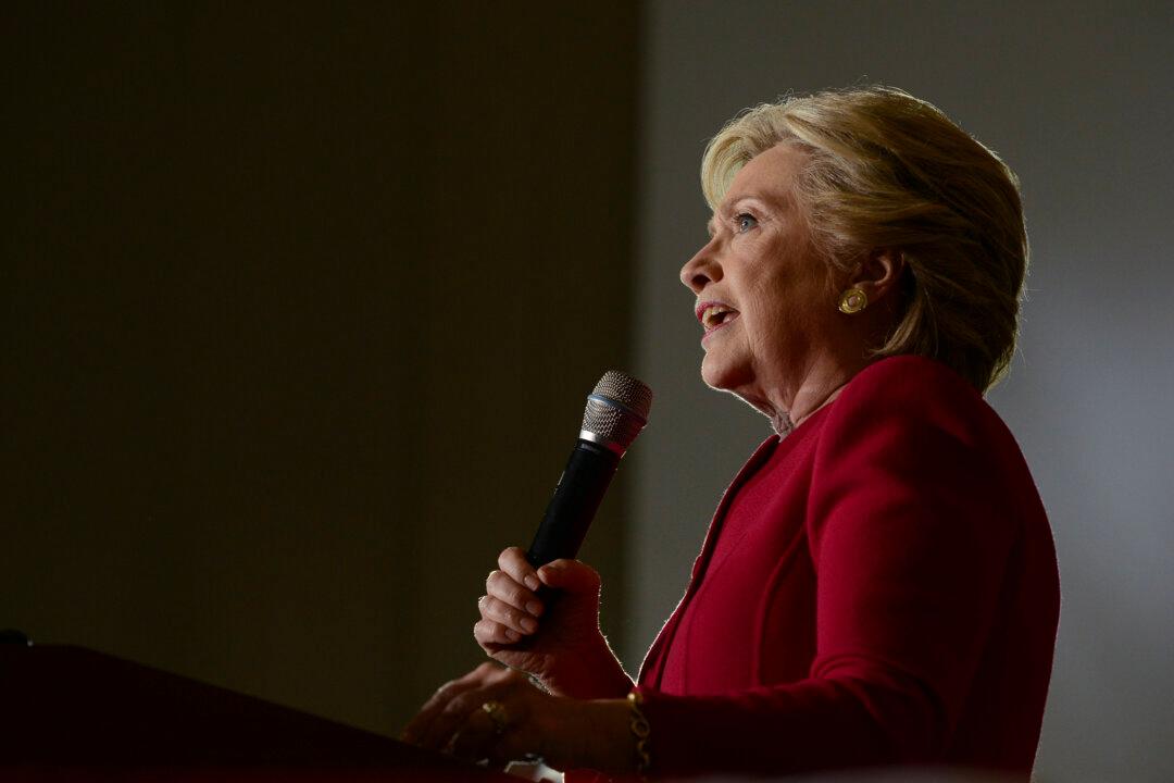 New Poll Finds 34 Percent ‘Less Likely’ to Vote Clinton After FBI Email Revelations