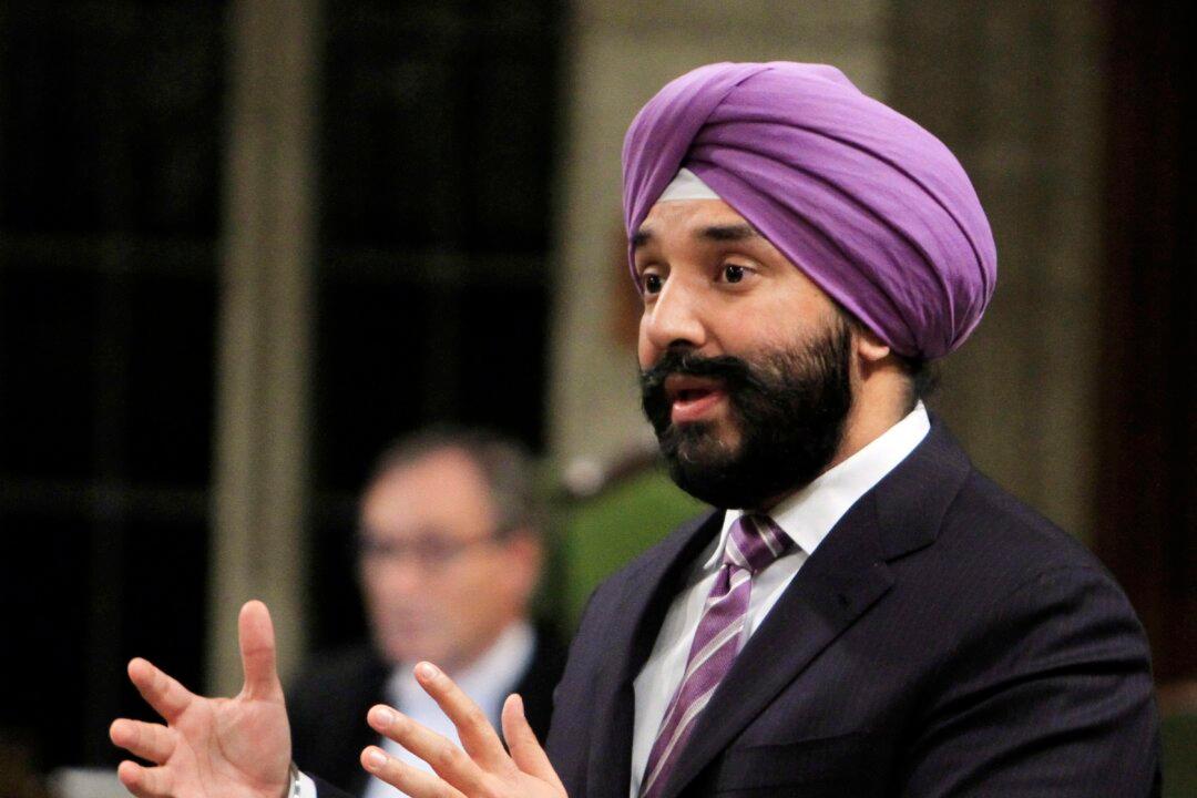 Bains to Consider Targets if Diversity on Corporate Boards Stagnates