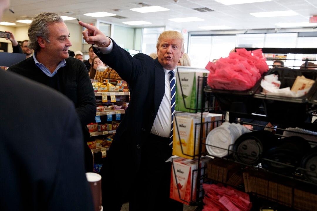 Trump Goes Hard After ‘Obamacare’ as Race Tightens