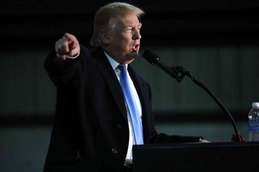 Trump Has Two Theories on Why NFL Ratings Are Down