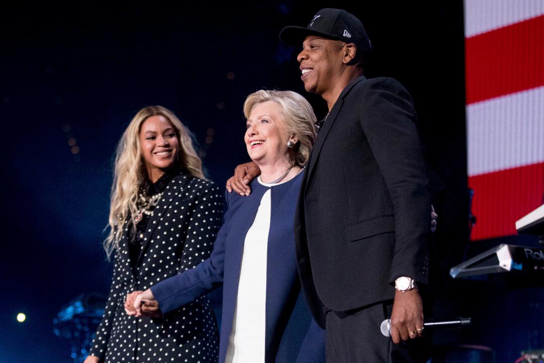 Massive Celebrity Backing Failed to Lift Clinton Campaign