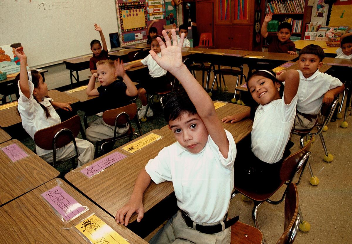 Department of Education’s Proposal for Dual Language Instruction Stirs Debate