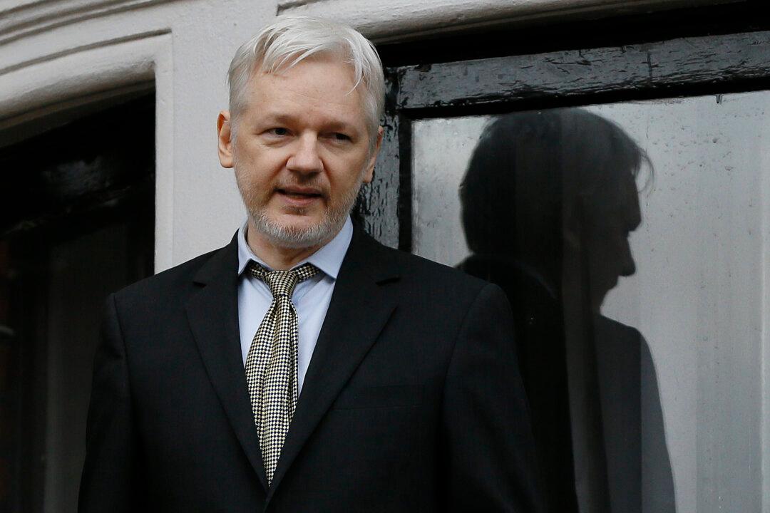 Julian Assange, Wikileaks Founder, Granted Ecuadorian Passport: Reports
